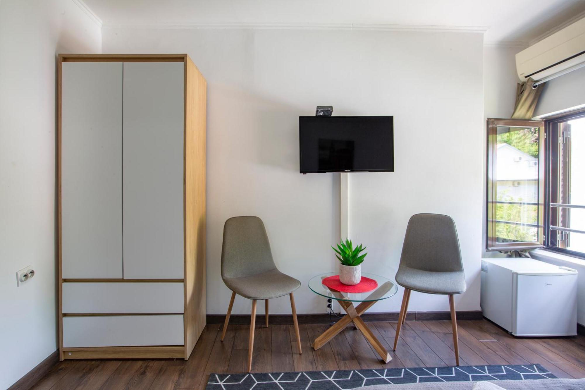 Apartments Maxhit Тиват Экстерьер фото